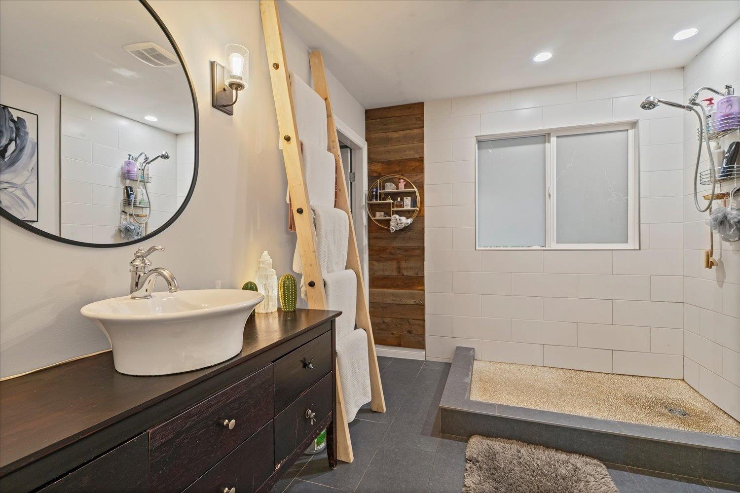 47913 Hansom Road, Chilliwack River Valley, Sardis - Chwk River Valley, British Columbia  V2R 4R9 - Photo 24 - R3067493