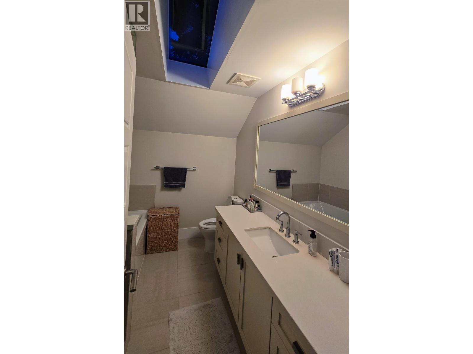 5467 Dunbar Street, Vancouver, British Columbia  V6N 1W4 - Photo 9 - R3067438