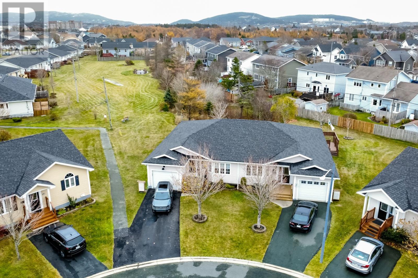 8 Tyrone Place, St. John's, Newfoundland & Labrador  A1A 6A1 - Photo 3 - 1292568