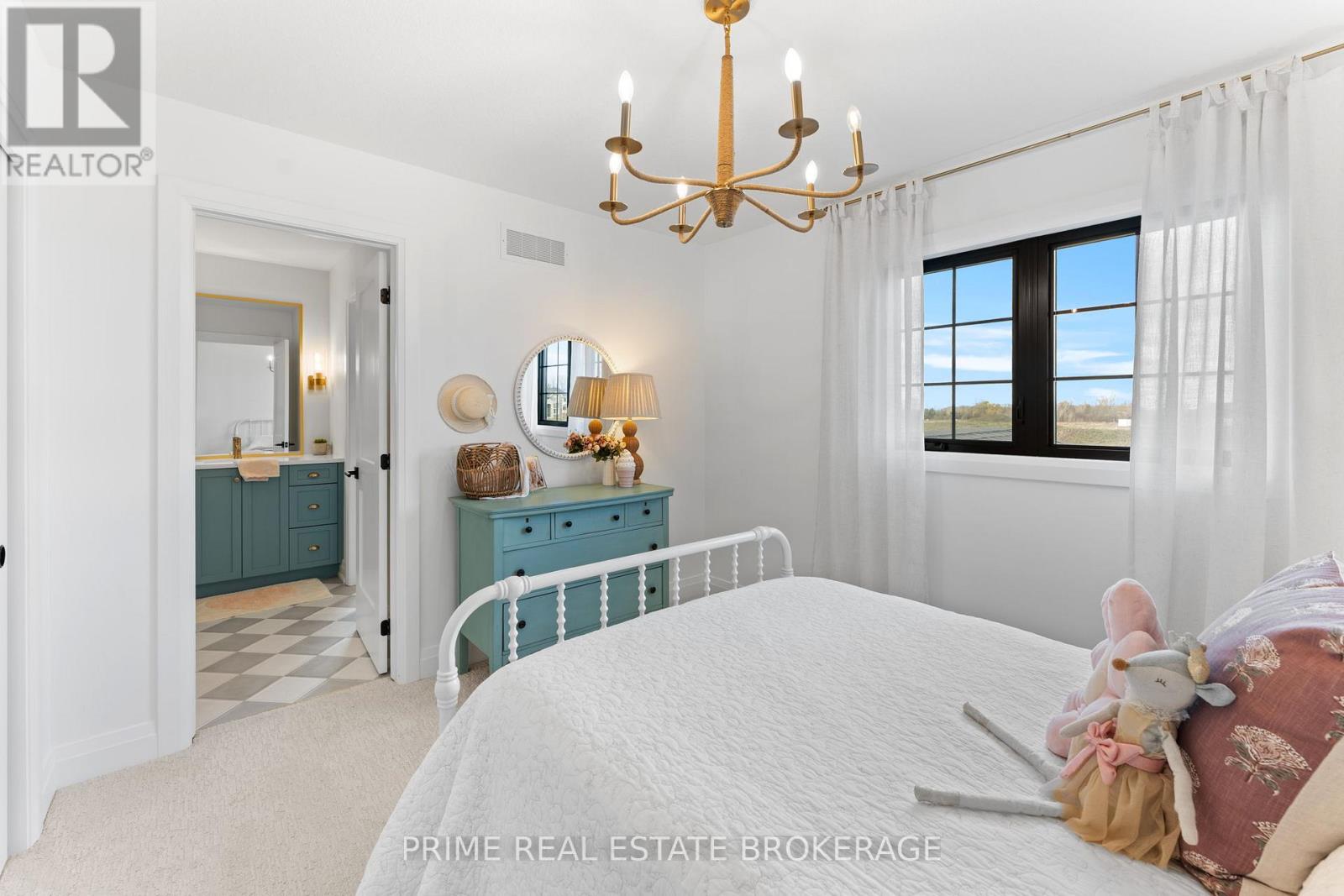 78 Optimist Drive, Southwold, Ontario  N5P 0G3 - Photo 33 - X12546064