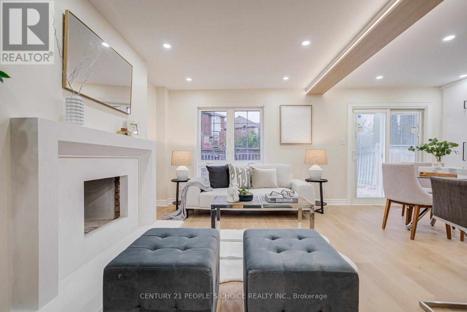 126 Summitcrest Drive, Richmond Hill, Ontario  L4S 1A9 - Photo 11 - N12545788