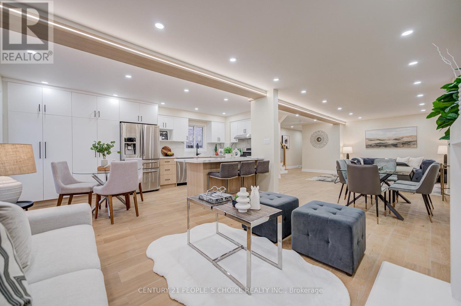 126 Summitcrest Drive, Richmond Hill, Ontario  L4S 1A9 - Photo 13 - N12545788