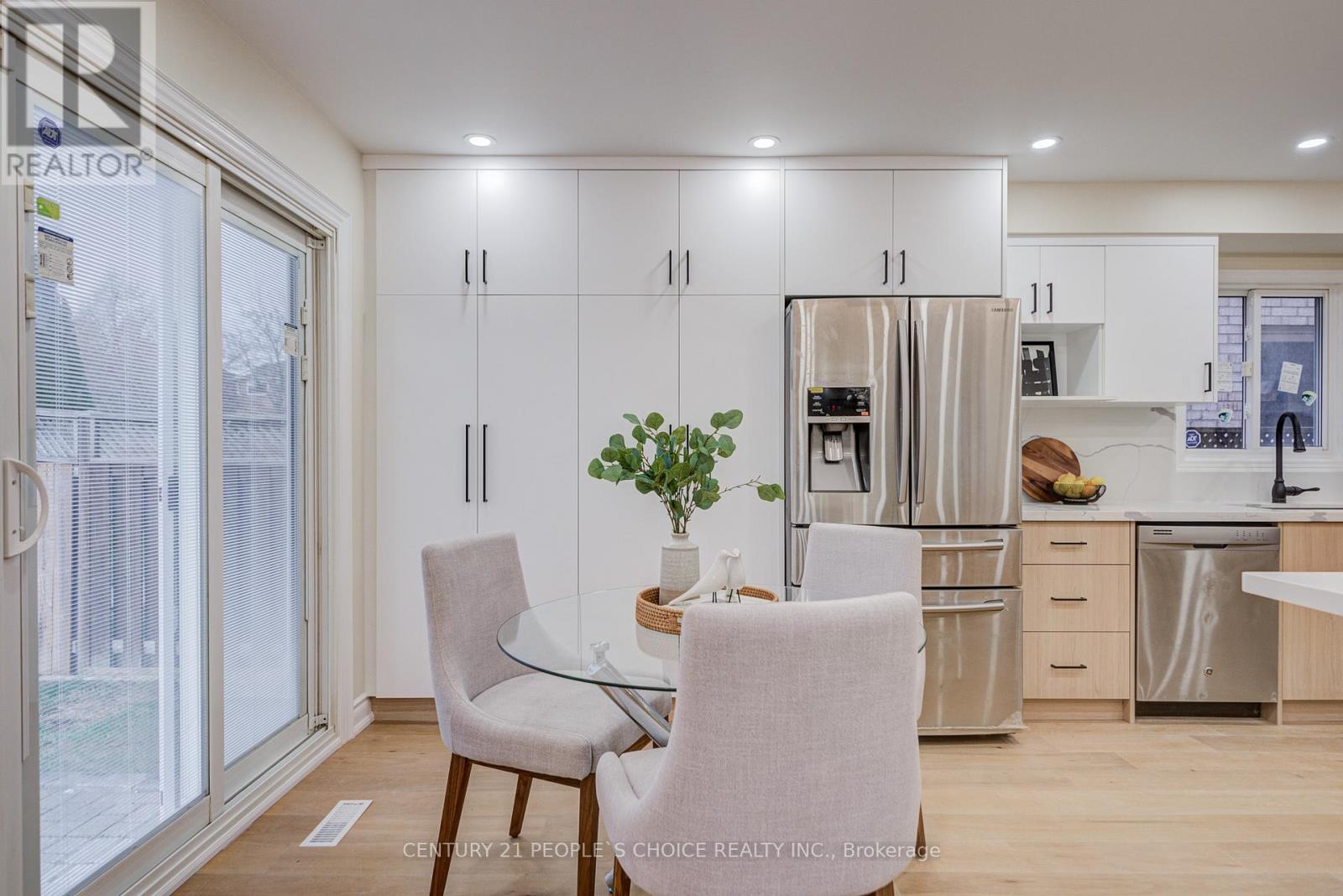 126 Summitcrest Drive, Richmond Hill, Ontario  L4S 1A9 - Photo 14 - N12545788