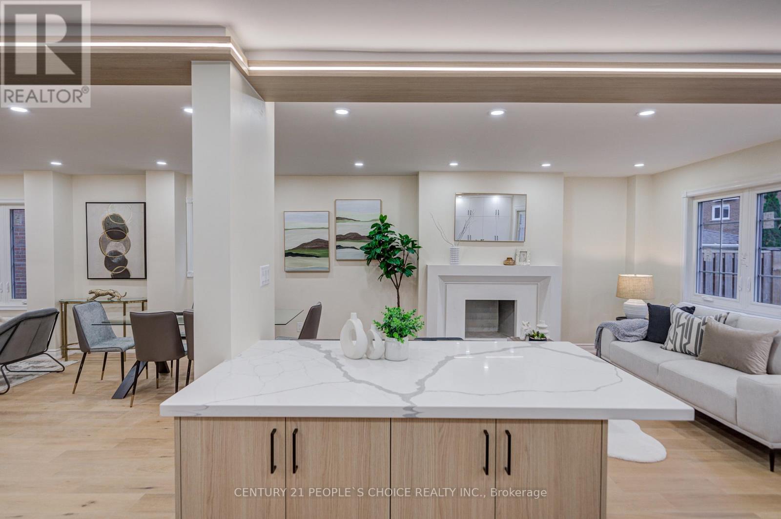 126 Summitcrest Drive, Richmond Hill, Ontario  L4S 1A9 - Photo 21 - N12545788