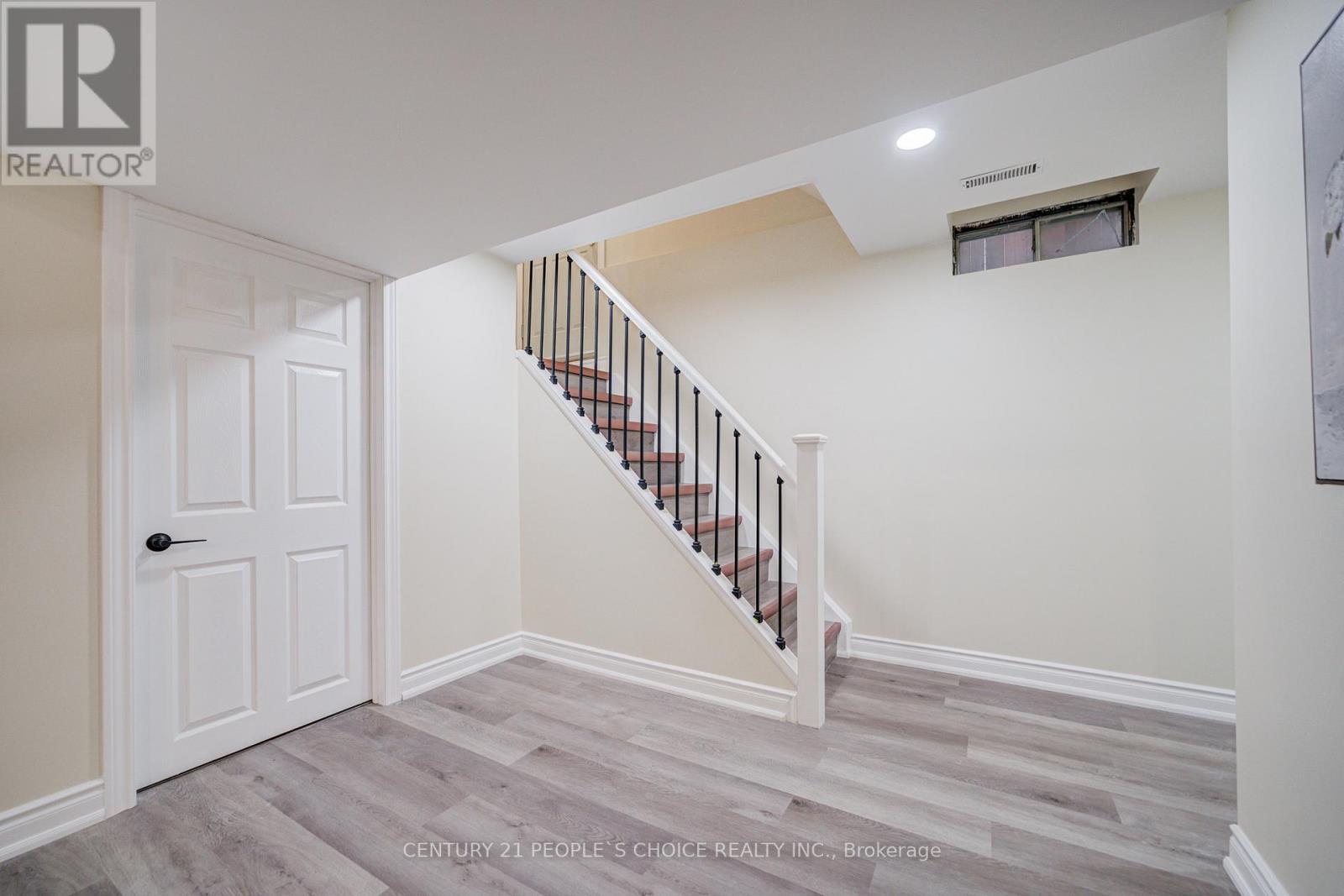 126 Summitcrest Drive, Richmond Hill, Ontario  L4S 1A9 - Photo 36 - N12545788