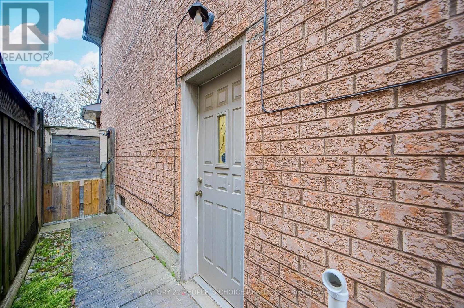 126 Summitcrest Drive, Richmond Hill, Ontario  L4S 1A9 - Photo 47 - N12545788