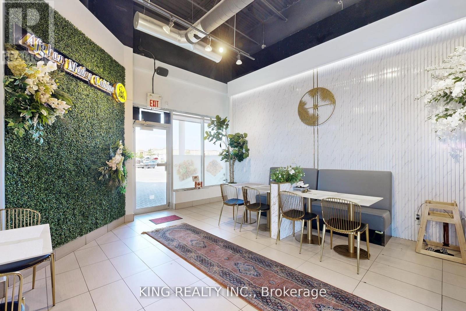 17 - 3175 Rutherford Road, Vaughan, Ontario  L4K 5Y6 - Photo 3 - N12545804