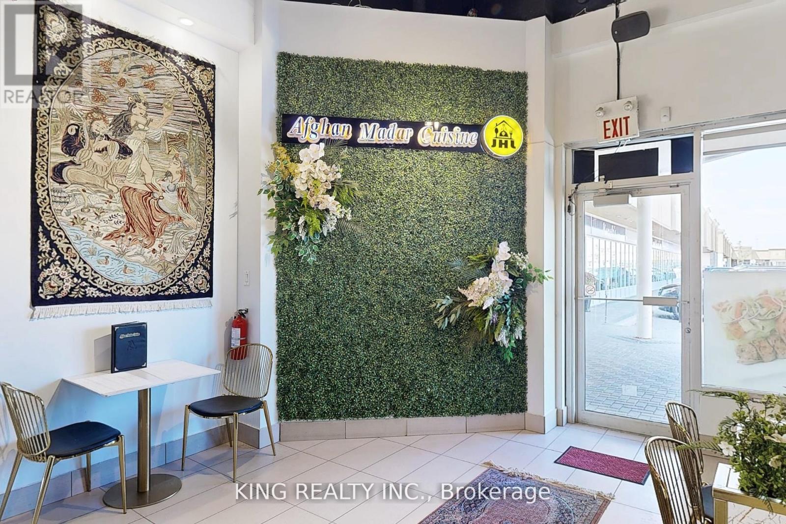 17 - 3175 Rutherford Road, Vaughan, Ontario  L4K 5Y6 - Photo 4 - N12545804