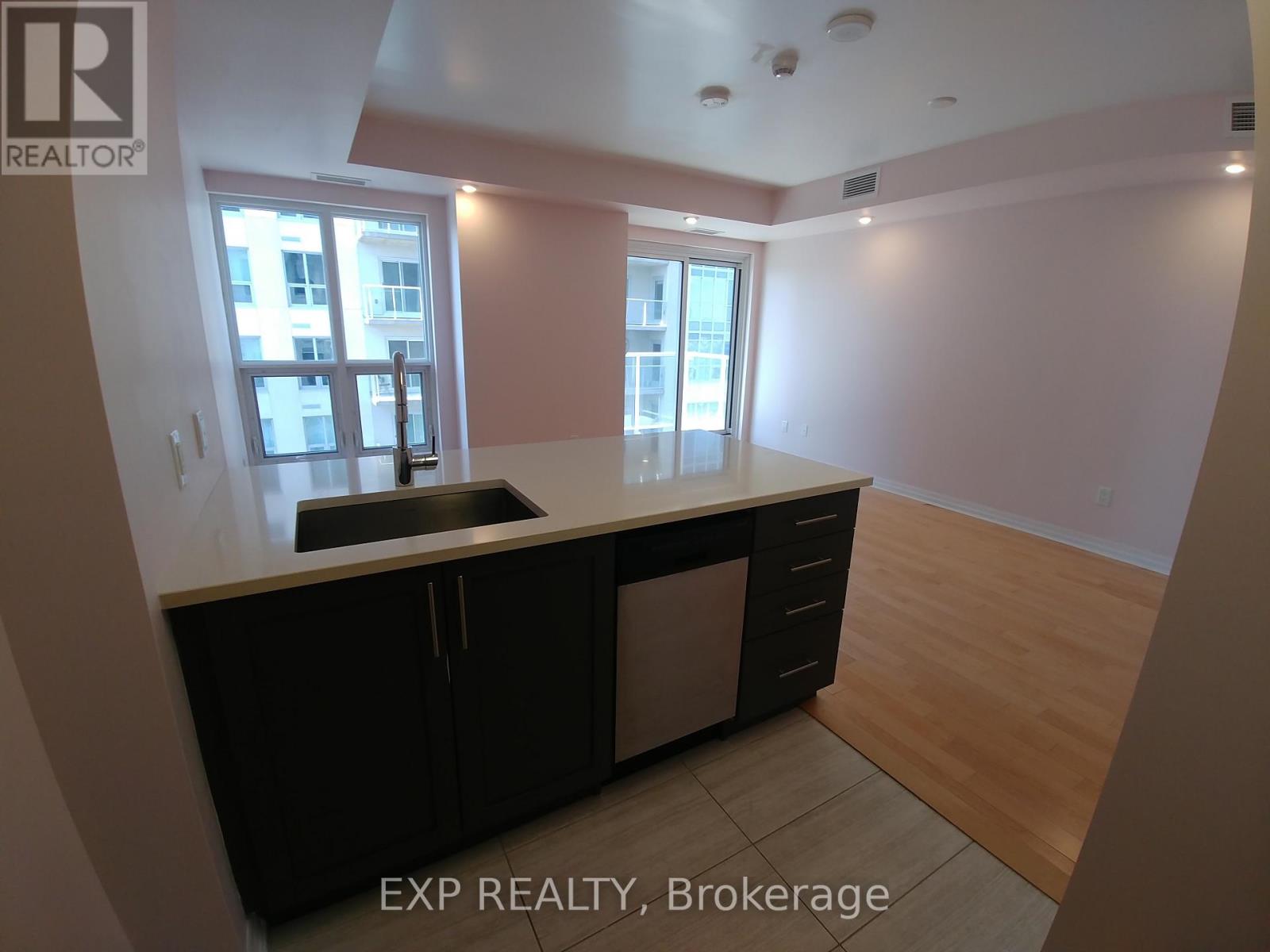 2308 - 195 Besserer Street, Ottawa, Ontario K1N 7J6 - Photo 4 - X12545890