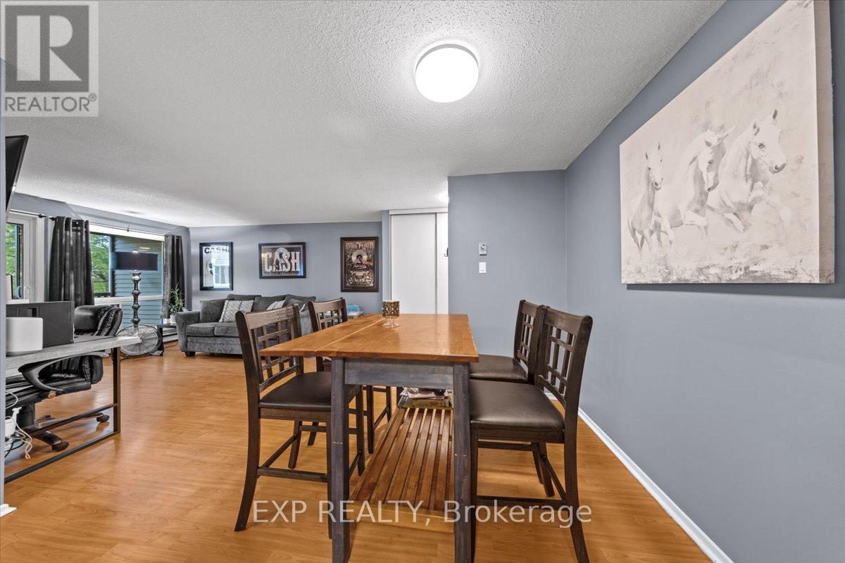 316 - 6434 Bilberry Drive, Ottawa, Ontario  K1C 4P5 - Photo 5 - X12545930