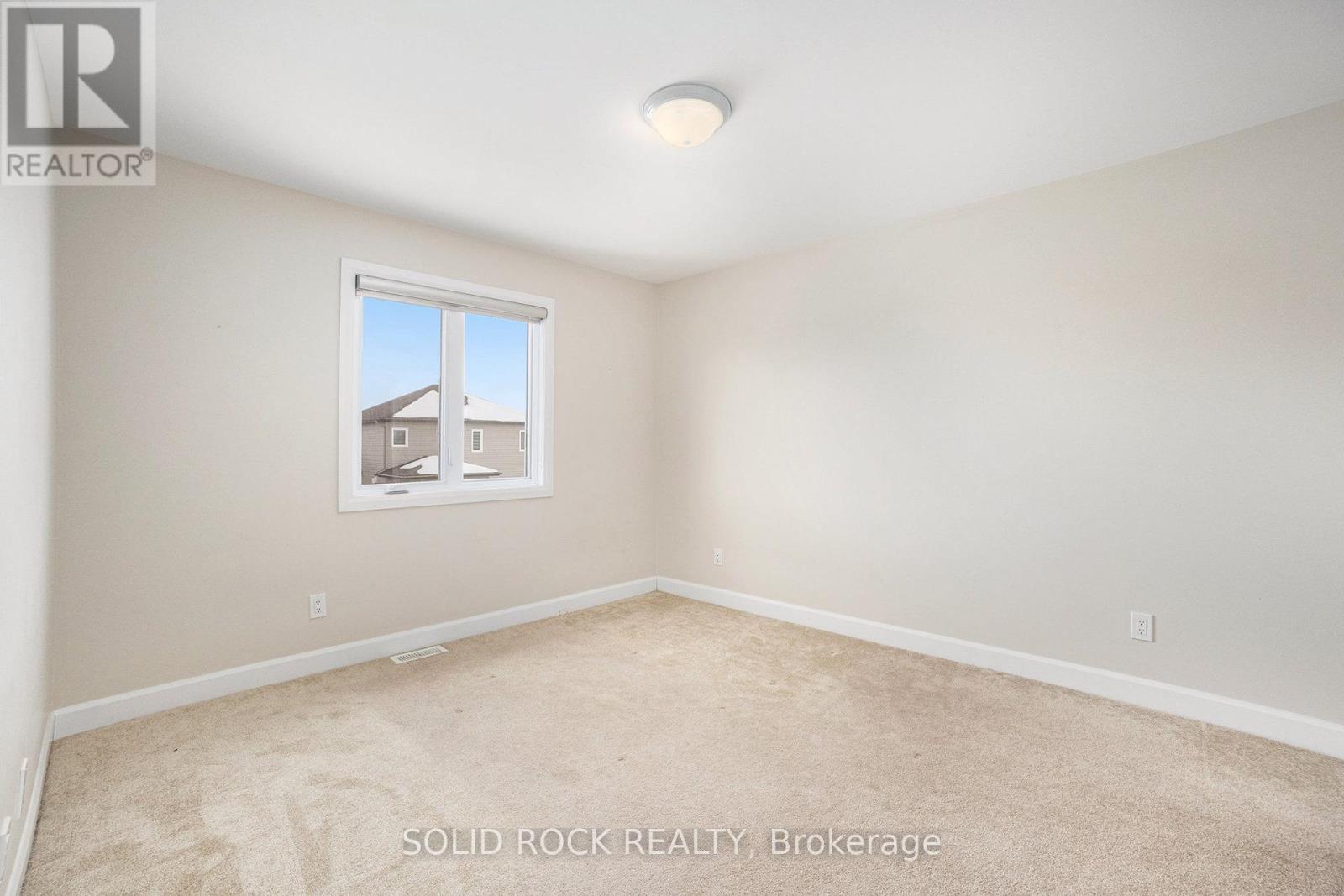 524 Lucent Street, Russell, Ontario K4R 0G3 - Photo 21 - X12545940