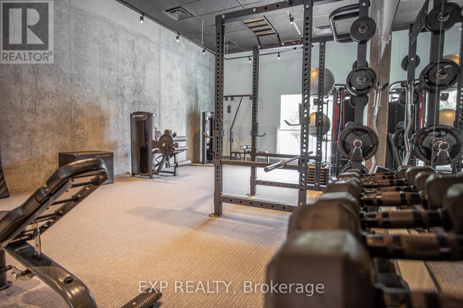 609 - 770 Somerset Street W, Ottawa, Ontario K1R 6P9 - Photo 16 - X12545954