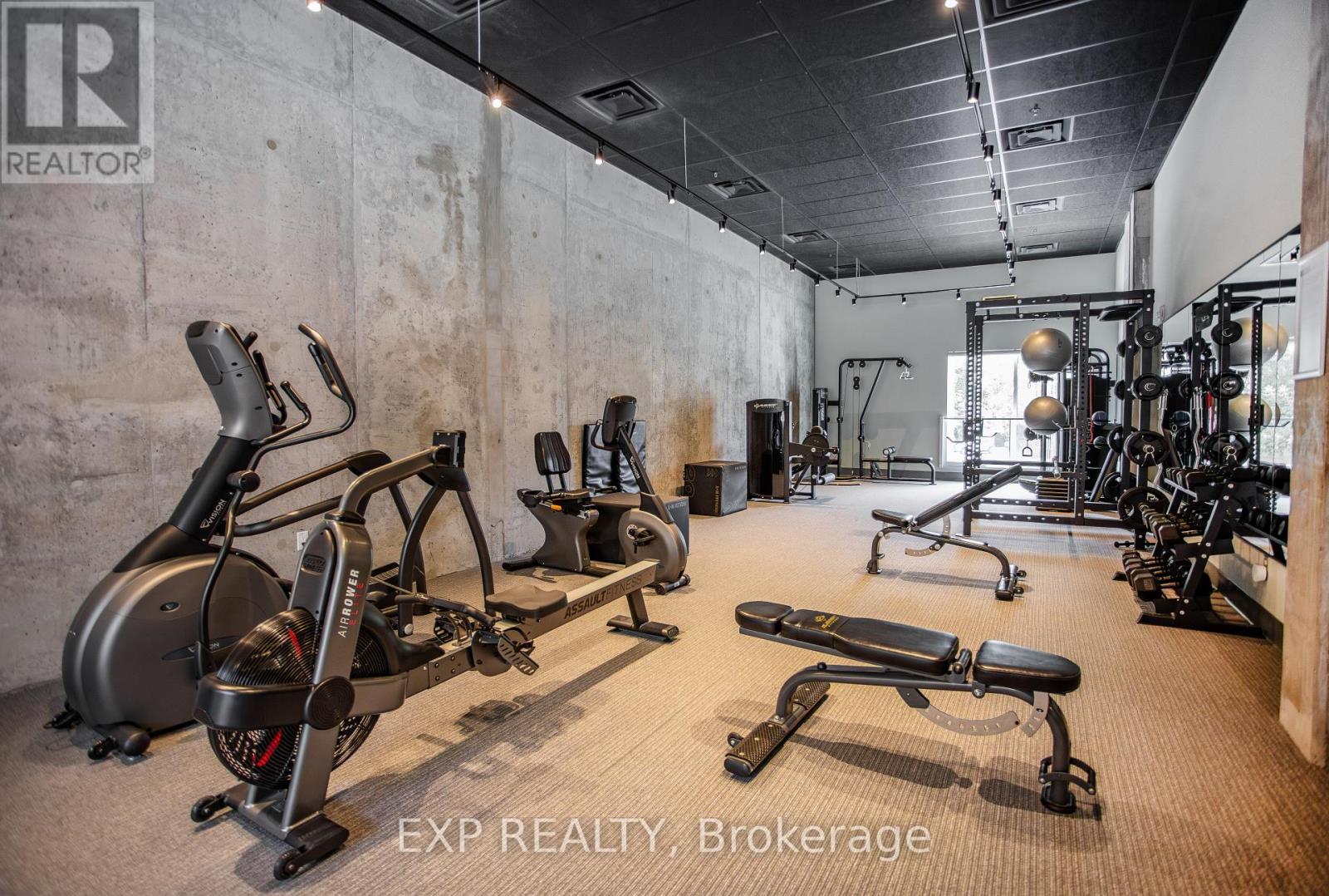 609 - 770 Somerset Street W, Ottawa, Ontario K1R 6P9 - Photo 17 - X12545954