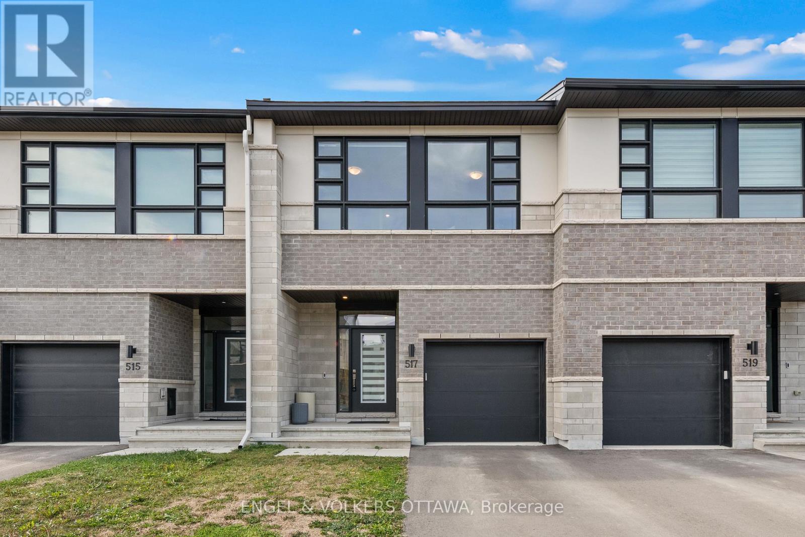 517 COBRA CRESCENT, Ottawa, Ontario