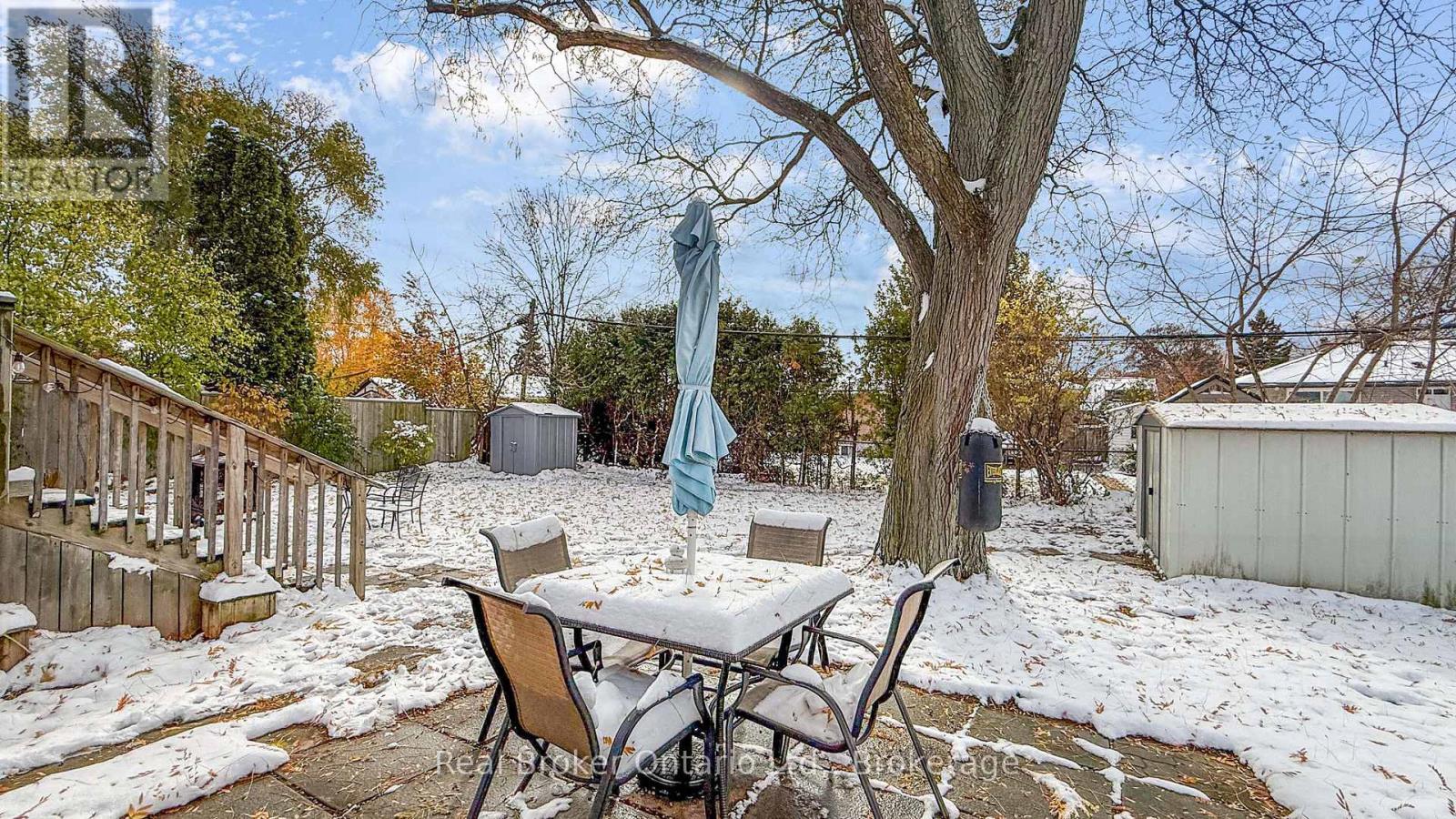 238 Kent Crescent, Burlington, Ontario  L7L 4T1 - Photo 31 - W12546018