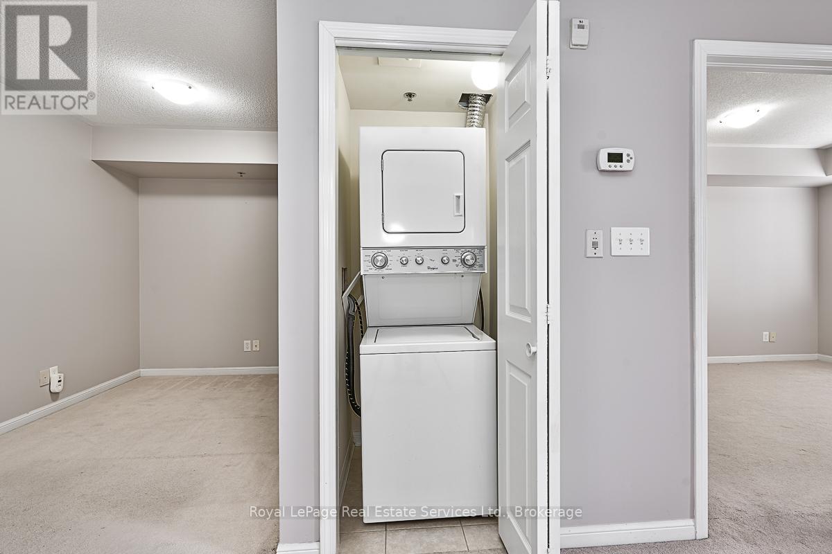 325 - 3070 Rotary Way, Burlington, Ontario  L7M 0H1 - Photo 13 - W12546050