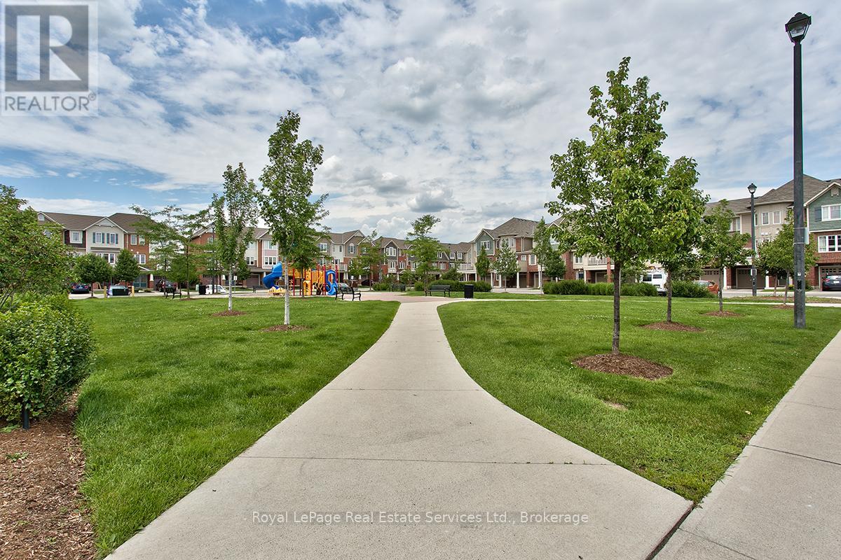 325 - 3070 Rotary Way, Burlington, Ontario  L7M 0H1 - Photo 19 - W12546050