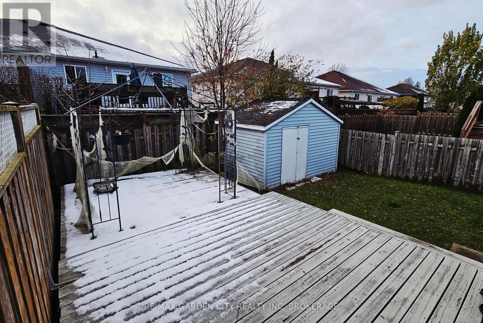 244 Autumn Crescent, Welland, Ontario  L3C 7K2 - Photo 25 - X12545972