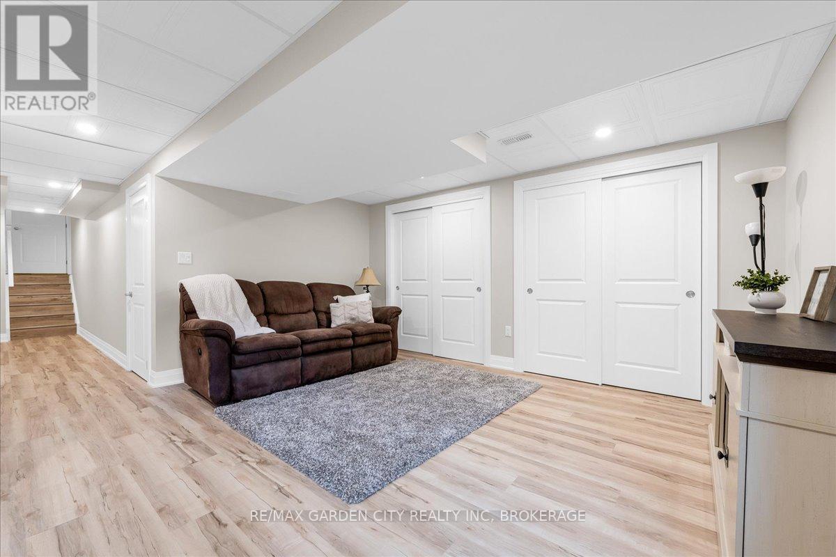 45 Hemlock Way, Grimsby, Ontario  L3M 0A8 - Photo 29 - X12546008