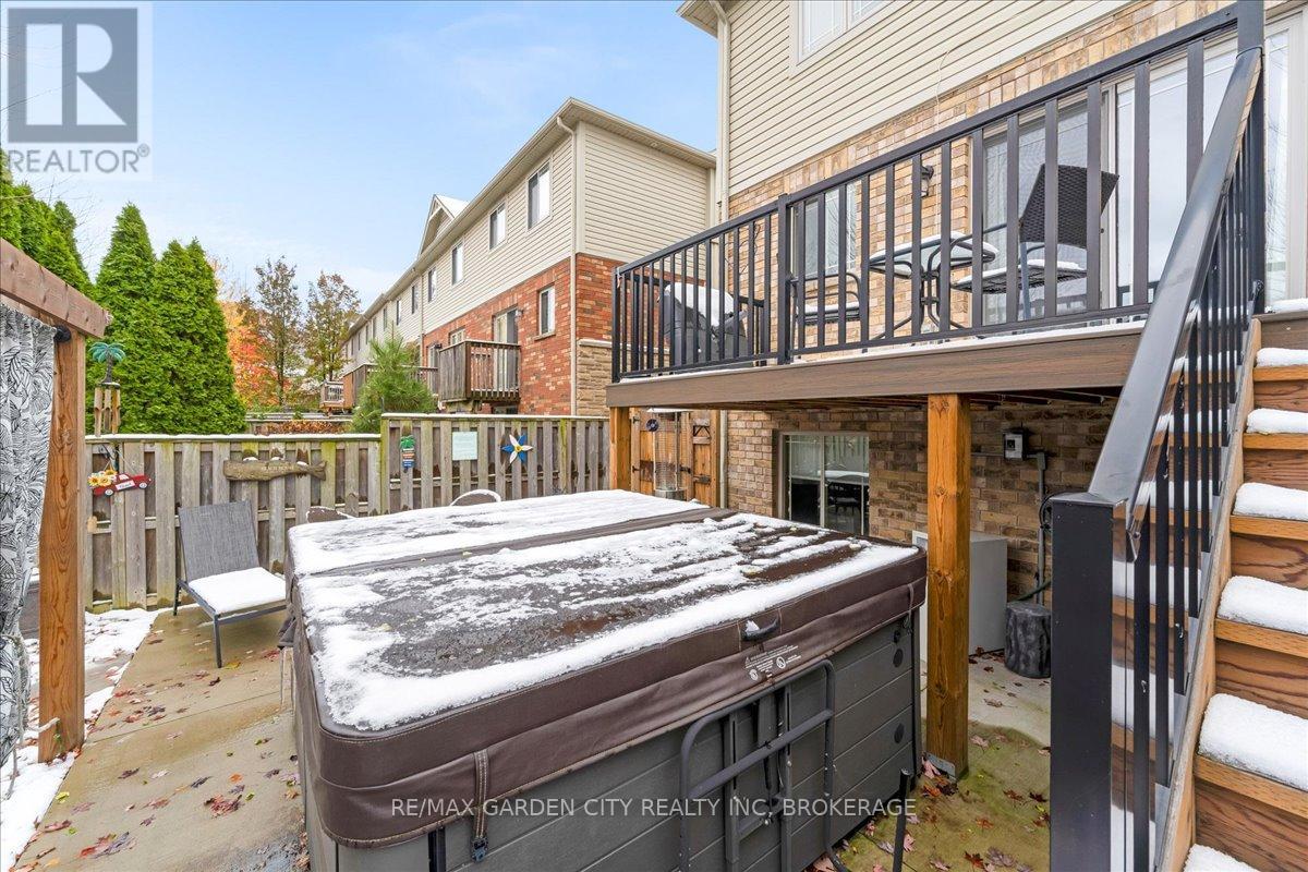 45 Hemlock Way, Grimsby, Ontario  L3M 0A8 - Photo 34 - X12546008