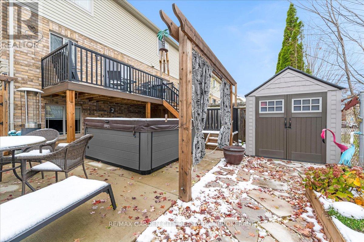 45 Hemlock Way, Grimsby, Ontario  L3M 0A8 - Photo 38 - X12546008