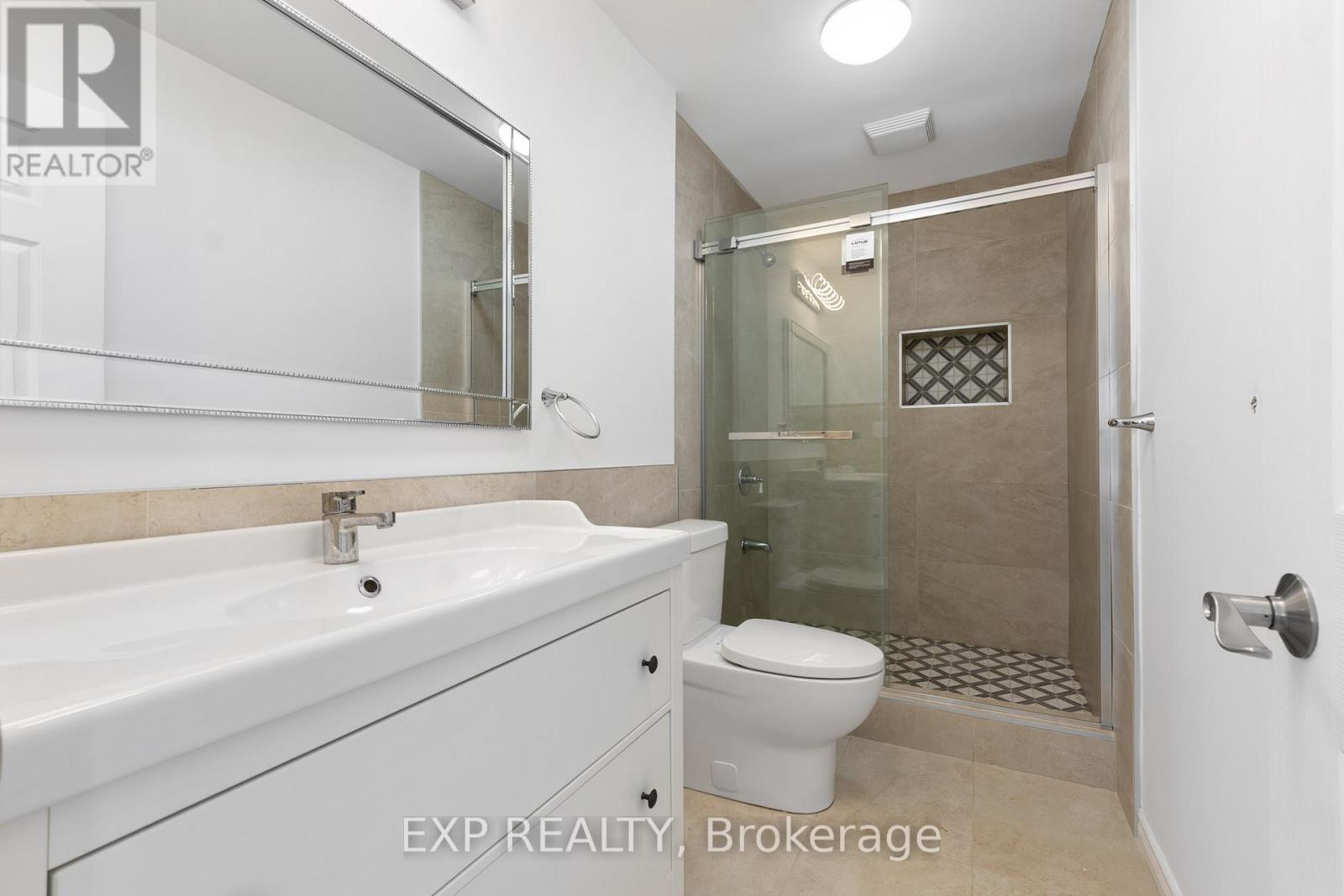 2651 Mcaffee Street, Fort Erie, Ontario  L2A 5M4 - Photo 10 - X12546034