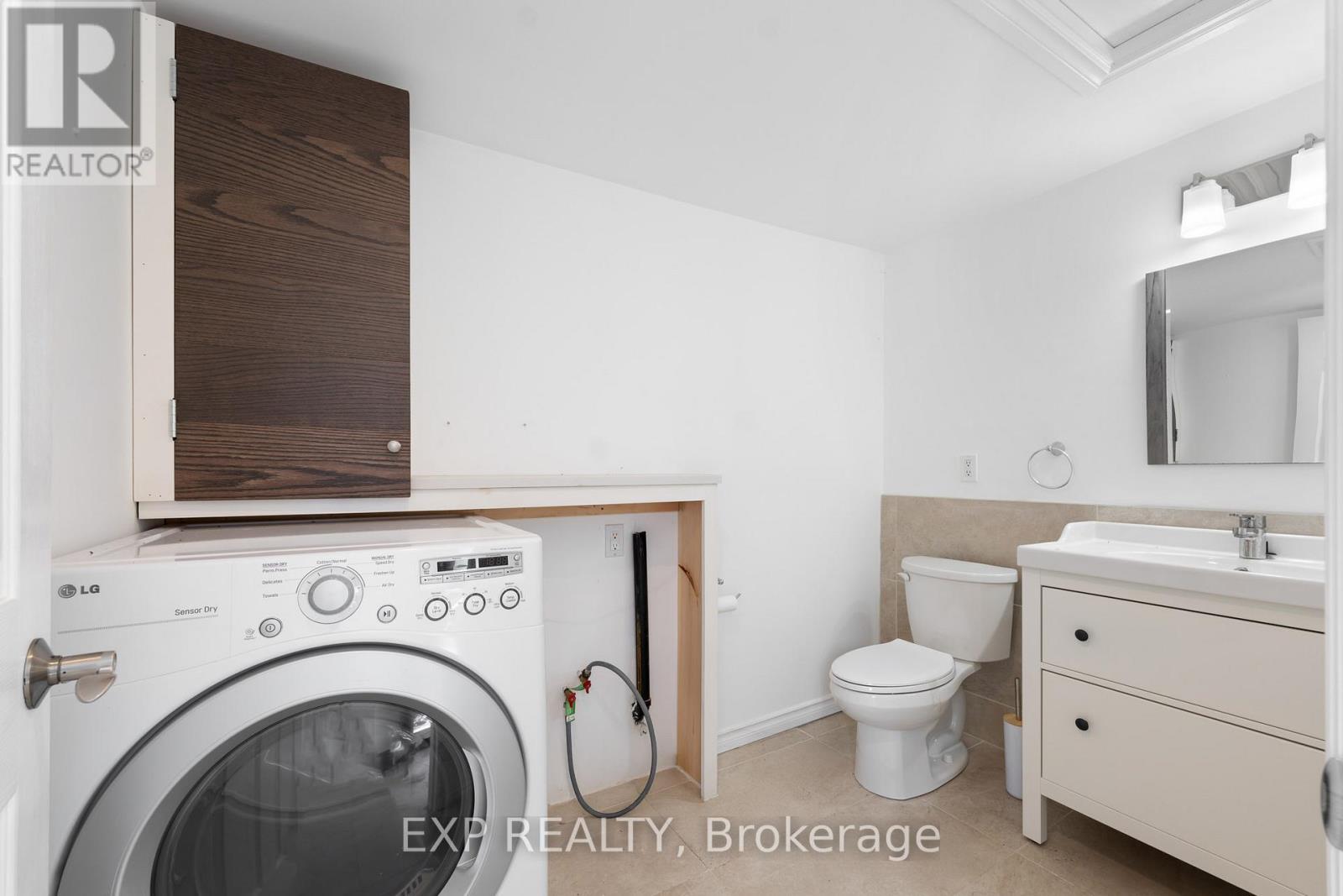 2651 Mcaffee Street, Fort Erie, Ontario  L2A 5M4 - Photo 14 - X12546034