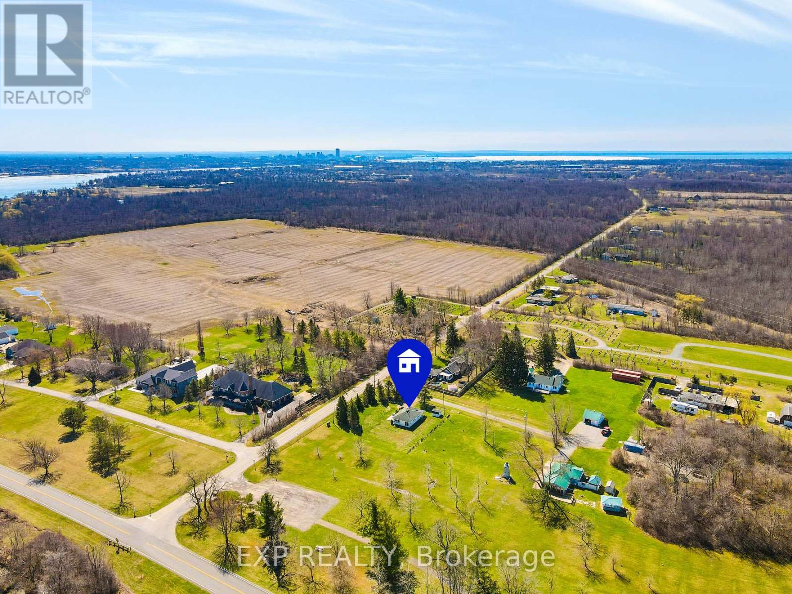 2651 Mcaffee Street, Fort Erie, Ontario  L2A 5M4 - Photo 23 - X12546034