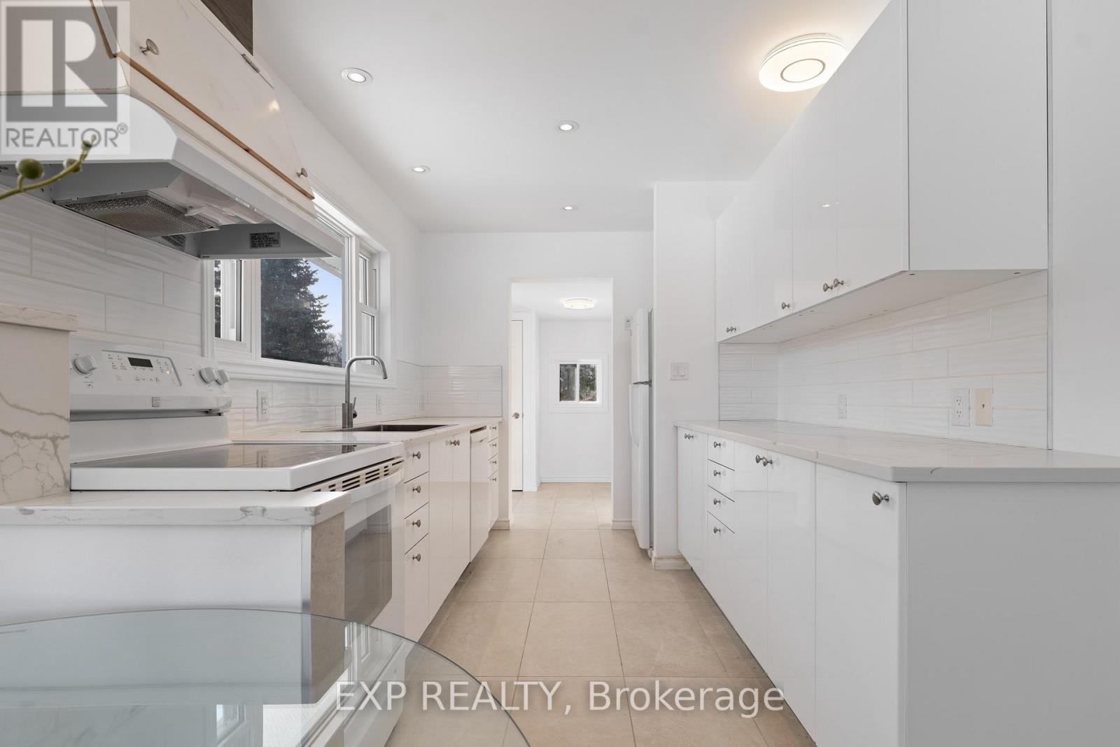 2651 Mcaffee Street, Fort Erie, Ontario  L2A 5M4 - Photo 5 - X12546034