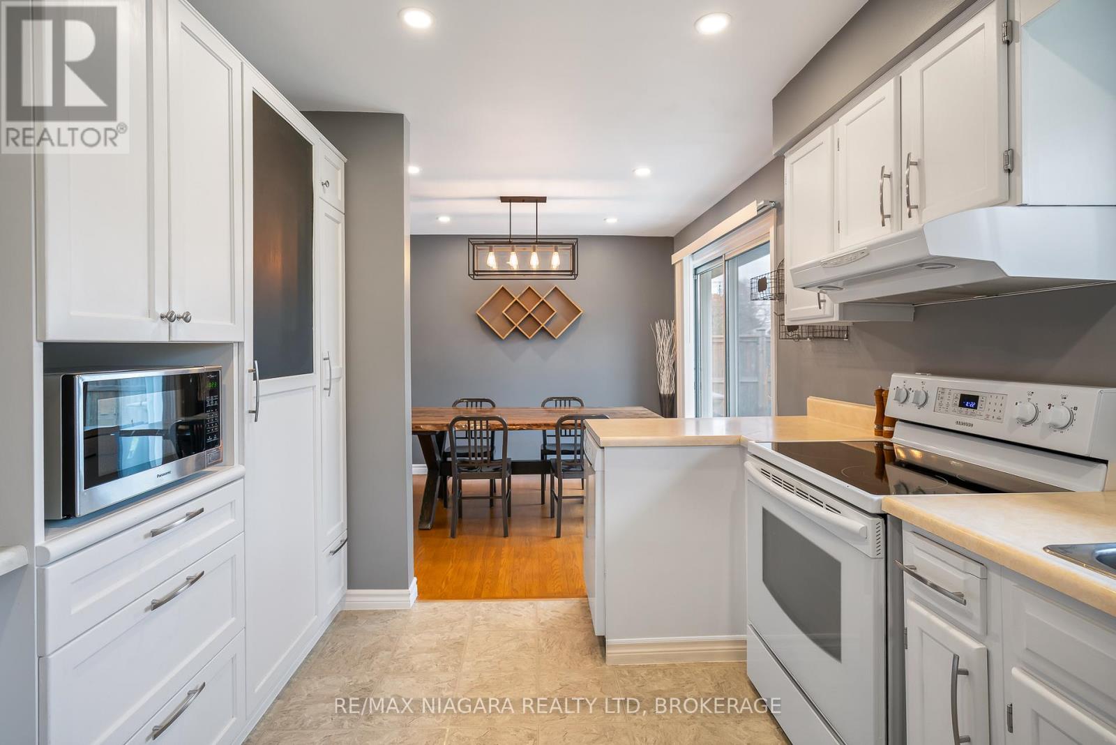 3 Florence Street, St. Catharines, Ontario  L2N 3G5 - Photo 16 - X12546058