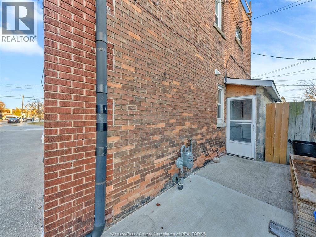 119-121 Hanna Street West, Windsor, Ontario  N8X 1C9 - Photo 7 - 25028857