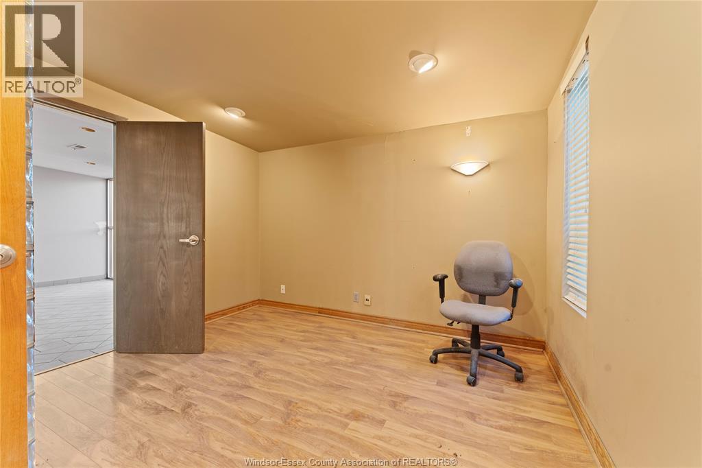 7475 Tranby Avenue, Windsor, Ontario N8S 2B7 - Photo 10 - 25028846