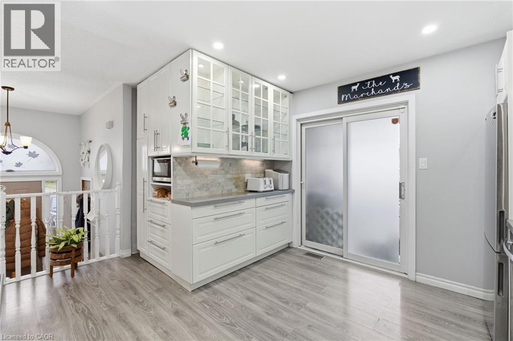 29 Strong Court, Brantford, Ontario N3R 7Y4 - Photo 11 - 40786665