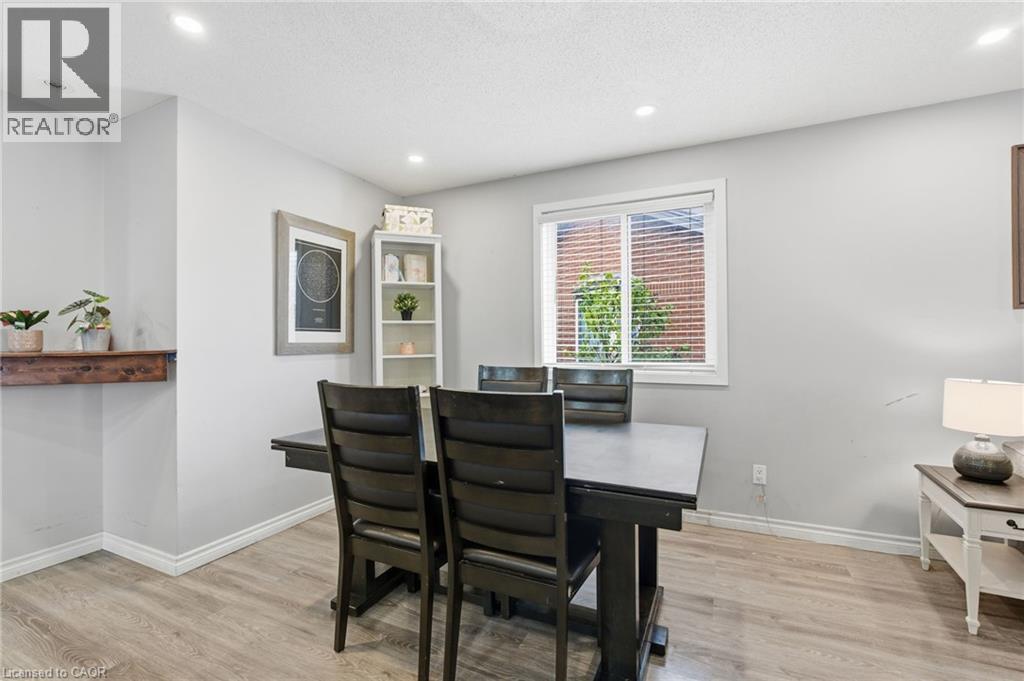 29 Strong Court, Brantford, Ontario N3R 7Y4 - Photo 12 - 40786665