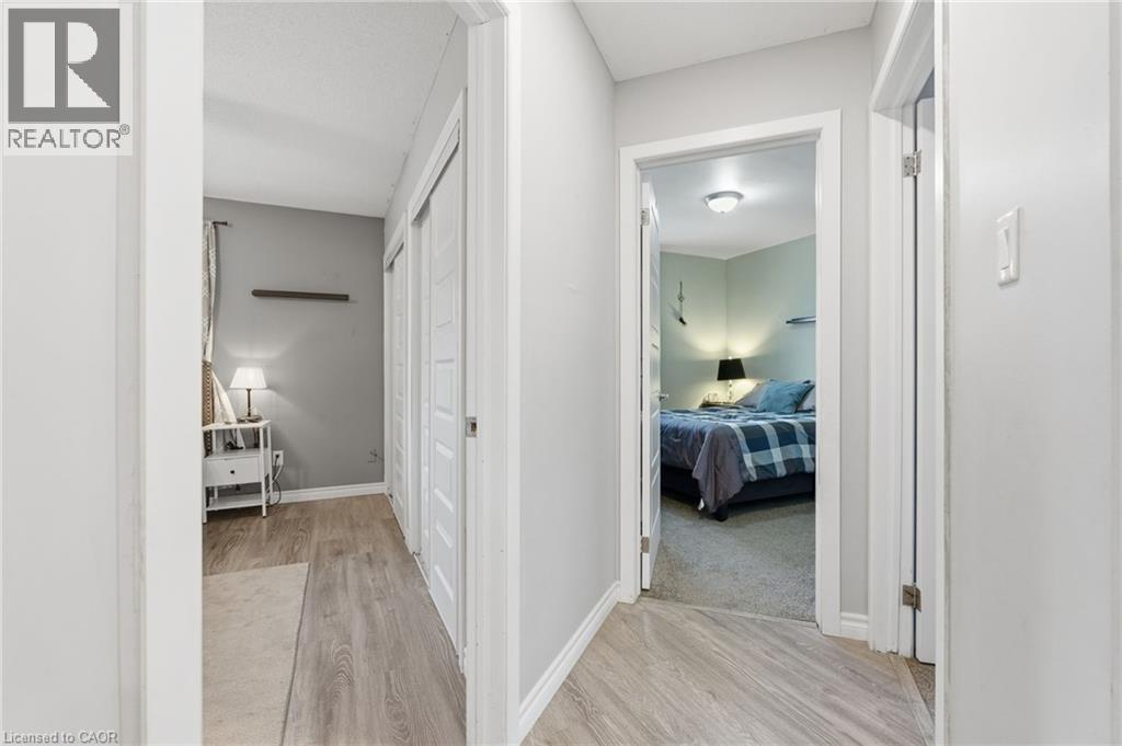 29 Strong Court, Brantford, Ontario N3R 7Y4 - Photo 18 - 40786665