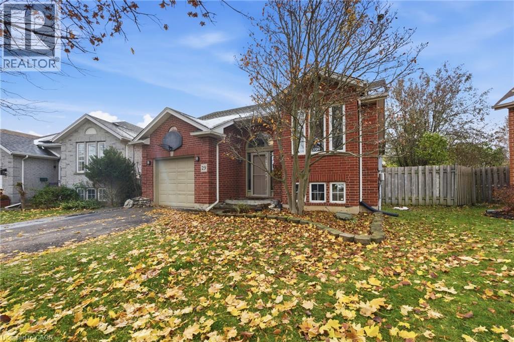 29 Strong Court, Brantford, Ontario N3R 7Y4 - Photo 2 - 40786665