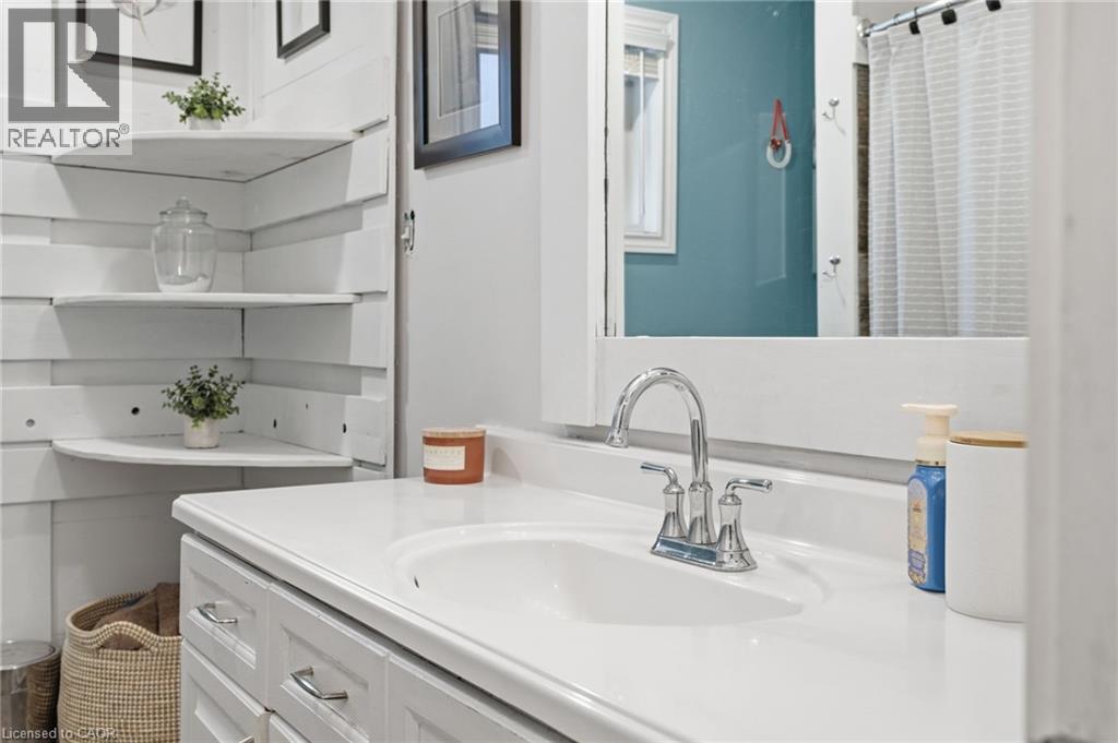 29 Strong Court, Brantford, Ontario N3R 7Y4 - Photo 21 - 40786665