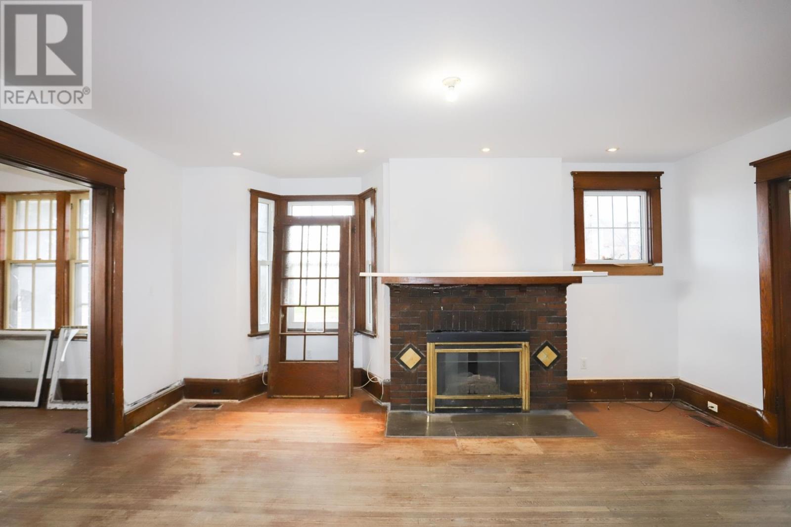 364 Albert St W, Sault Ste. Marie, Ontario  P6A 1B7 - Photo 13 - SM253184