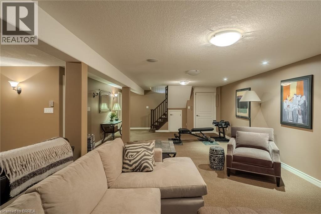 655 Park Road N Unit# 49, Brantford, Ontario  N3R 0A2 - Photo 37 - 40787366