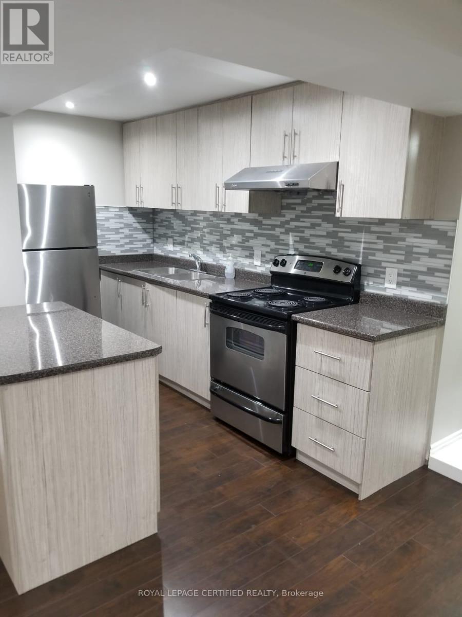 36 Wasaga Road, Brampton, Ontario  L6X 3B1 - Photo 3 - W12545794