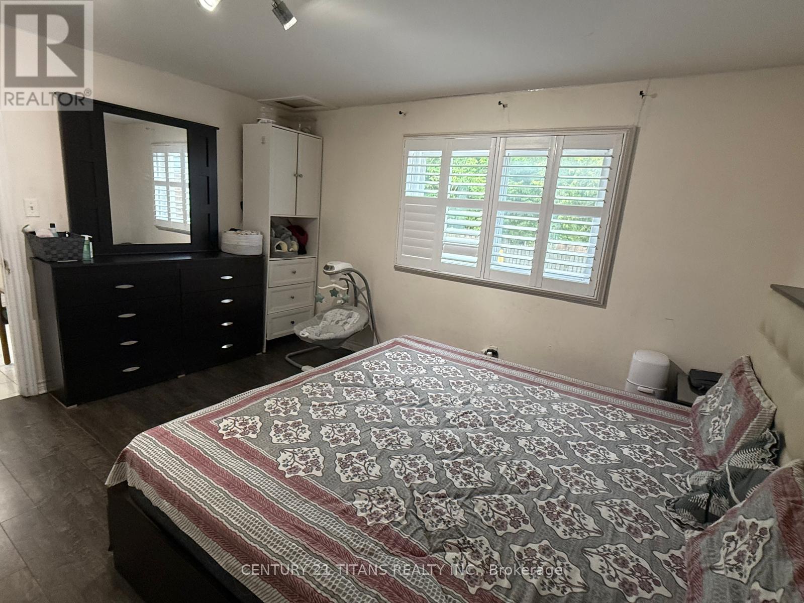 29 Mercer Drive, Brampton, Ontario  L6X 1B5 - Photo 6 - W12545796