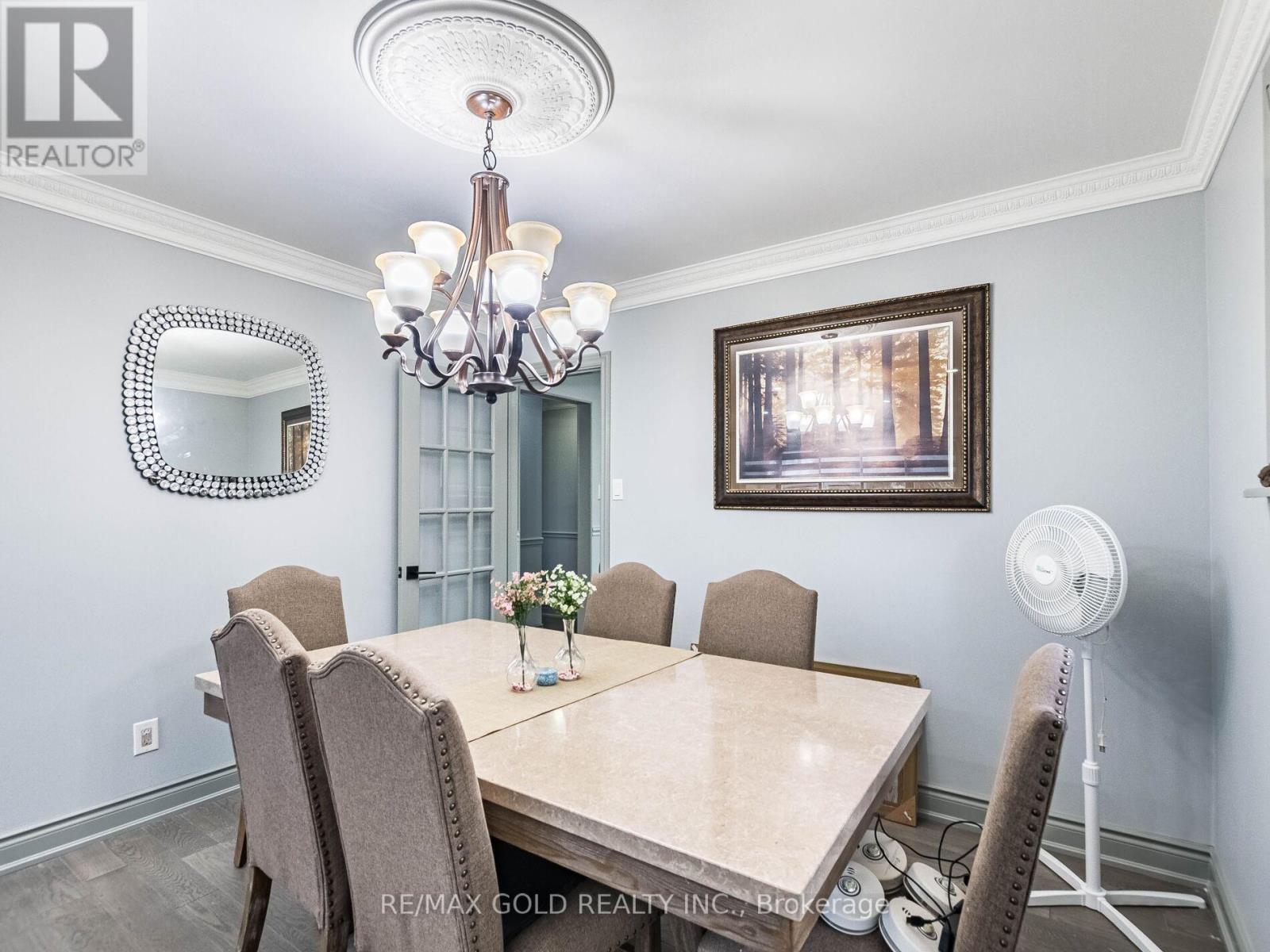 38 Aintree Crescent, Brampton, Ontario  L6T 2T3 - Photo 20 - W12545800