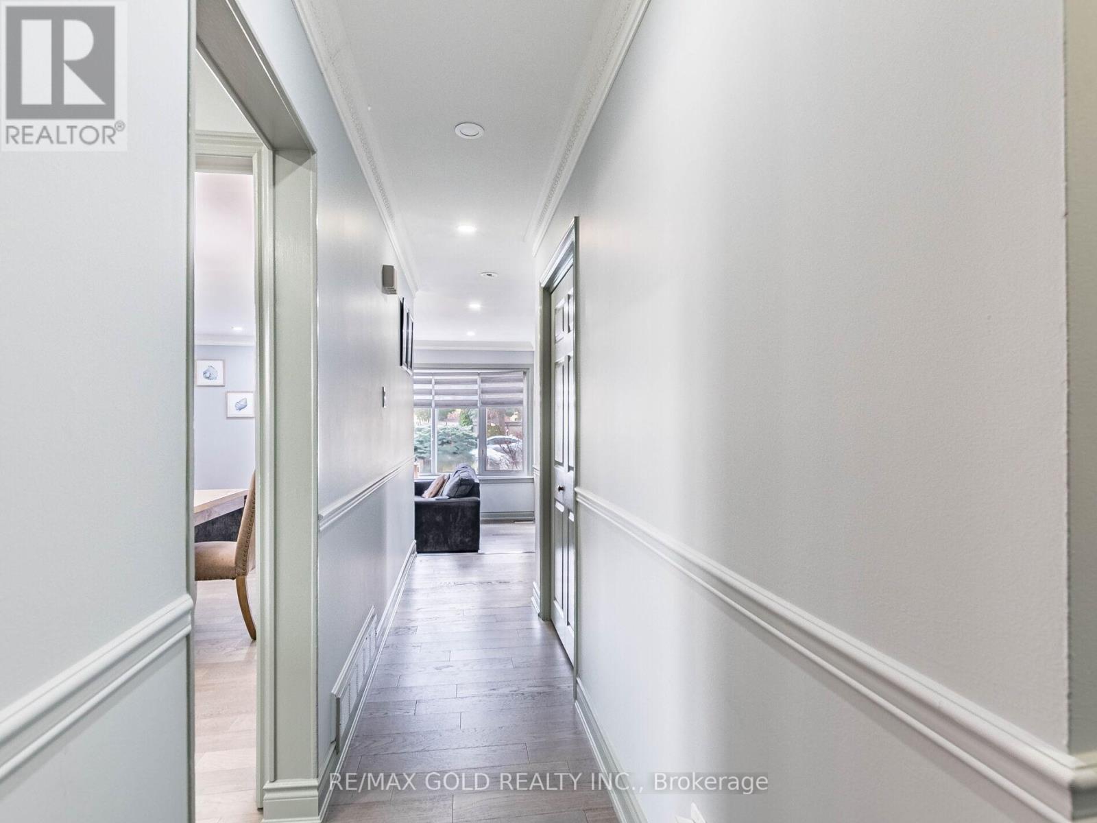 38 Aintree Crescent, Brampton, Ontario  L6T 2T3 - Photo 30 - W12545800