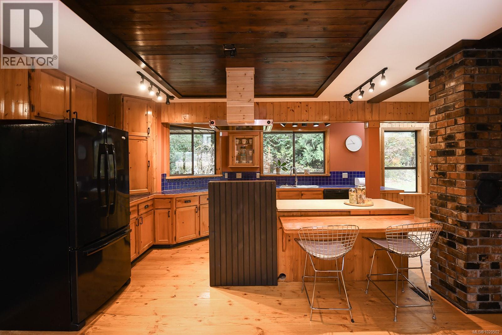 3274 Grant Rd, Courtenay, British Columbia  V9N 9P7 - Photo 11 - 1020502