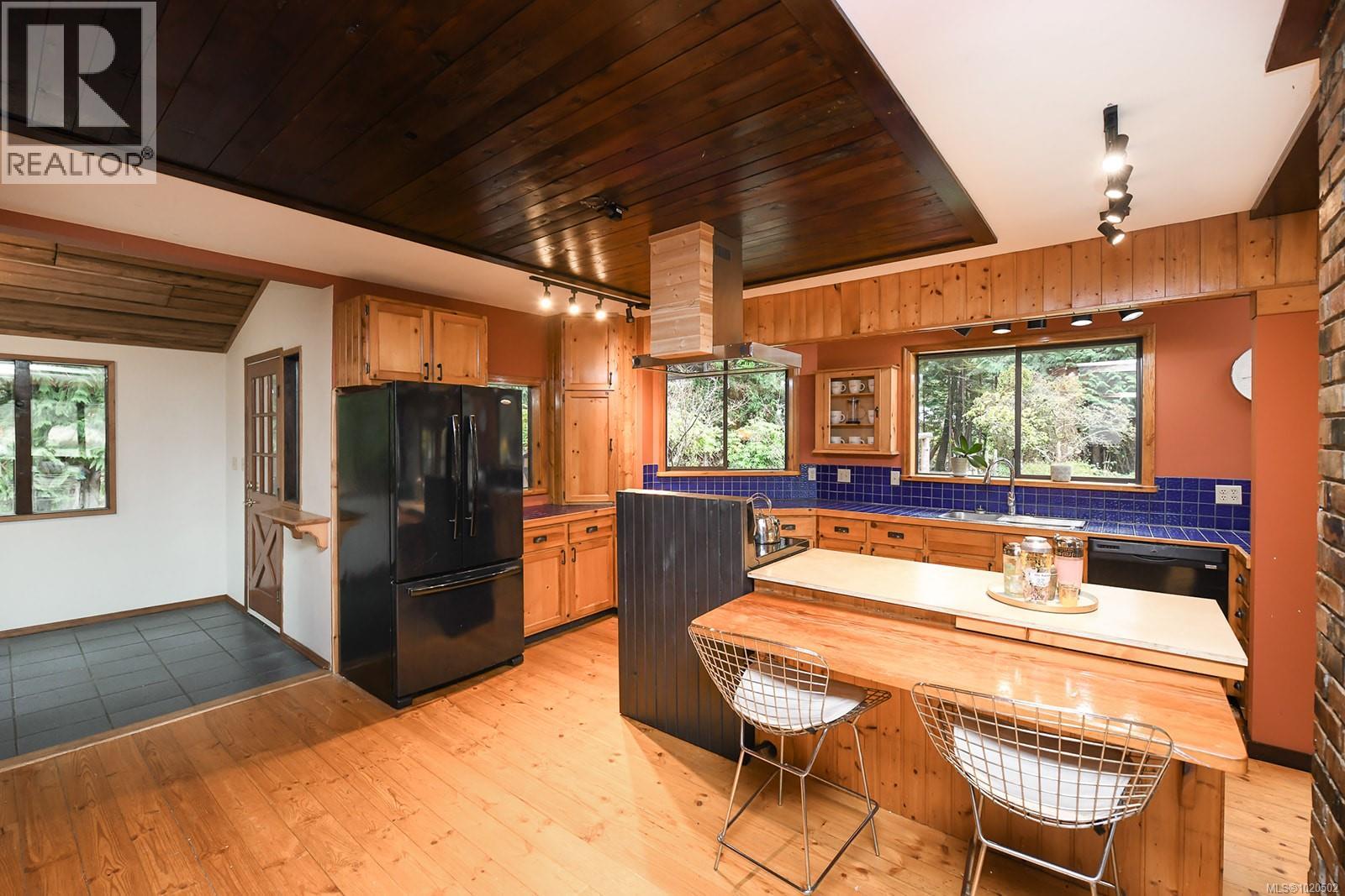 3274 Grant Rd, Courtenay, British Columbia  V9N 9P7 - Photo 6 - 1020502