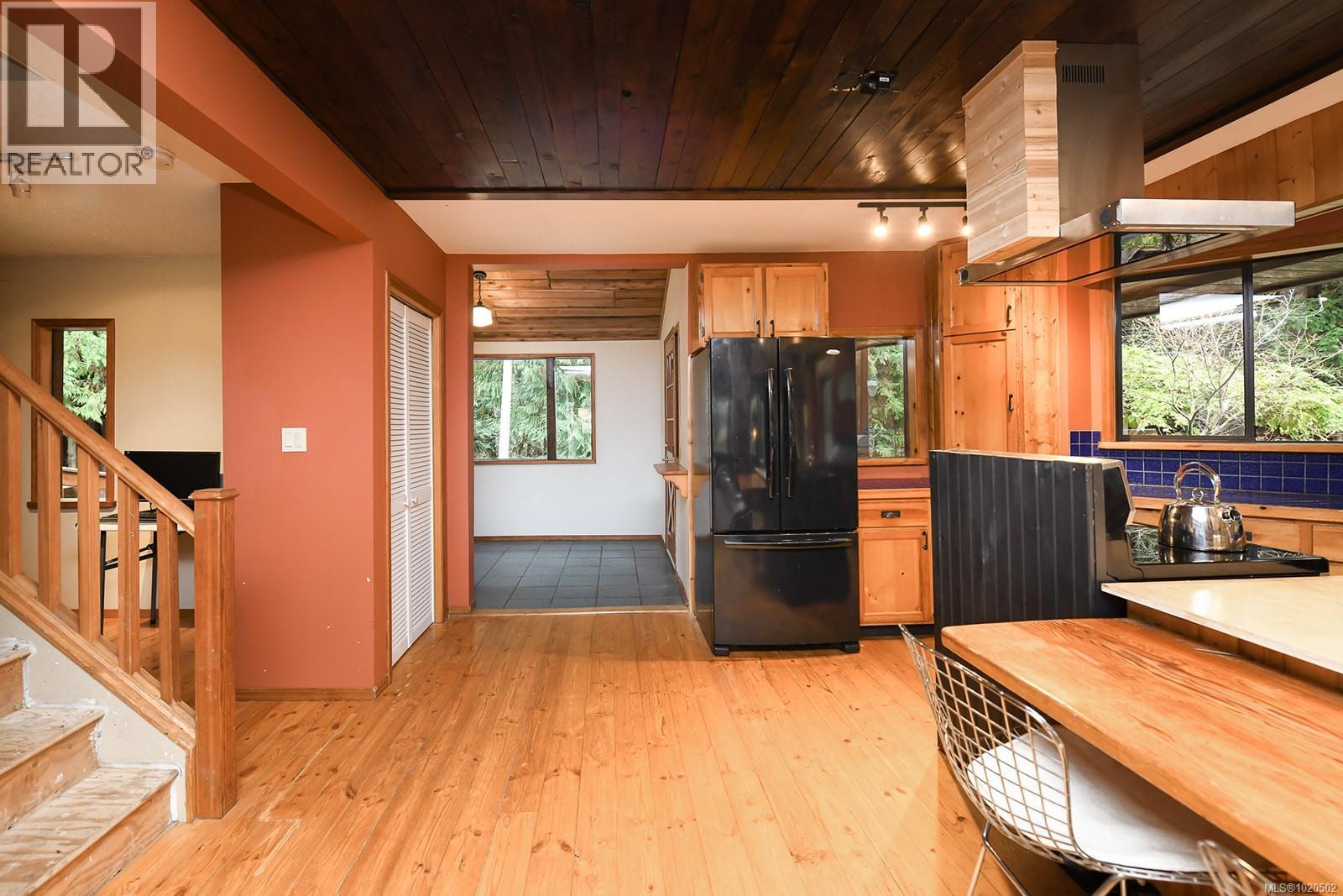 3274 Grant Rd, Courtenay, British Columbia  V9N 9P7 - Photo 19 - 1020502