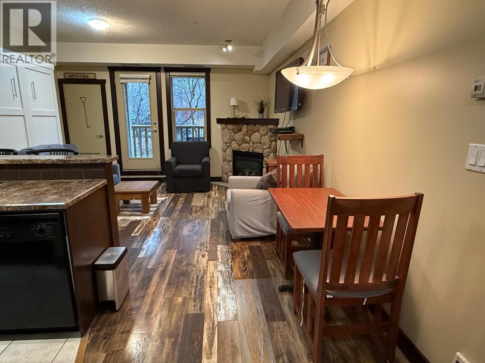 1500 Mcdonald Avenue Unit# 120, Fernie, British Columbia  V0B 1M1 - Photo 4 - 10368970