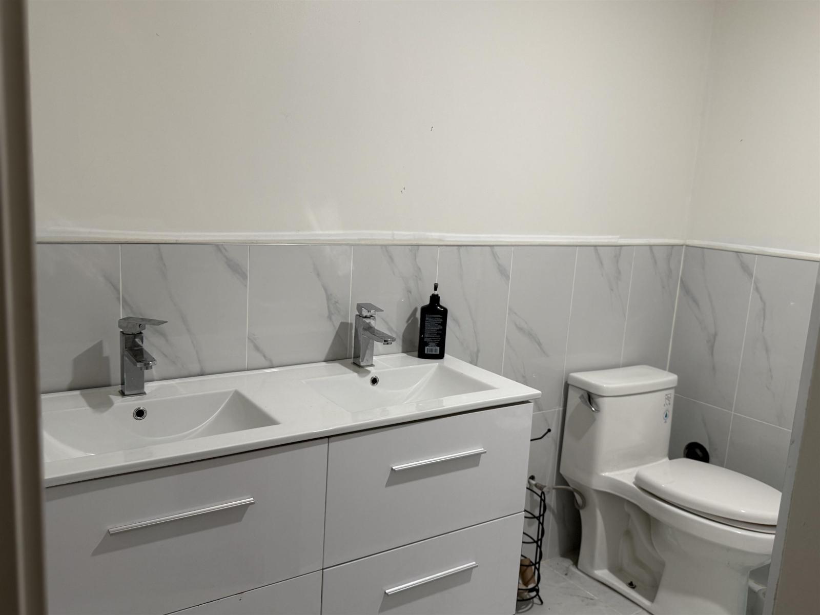 18048 64 Avenue, Surrey, British Columbia  V3S 1Z5 - Photo 33 - R3035819