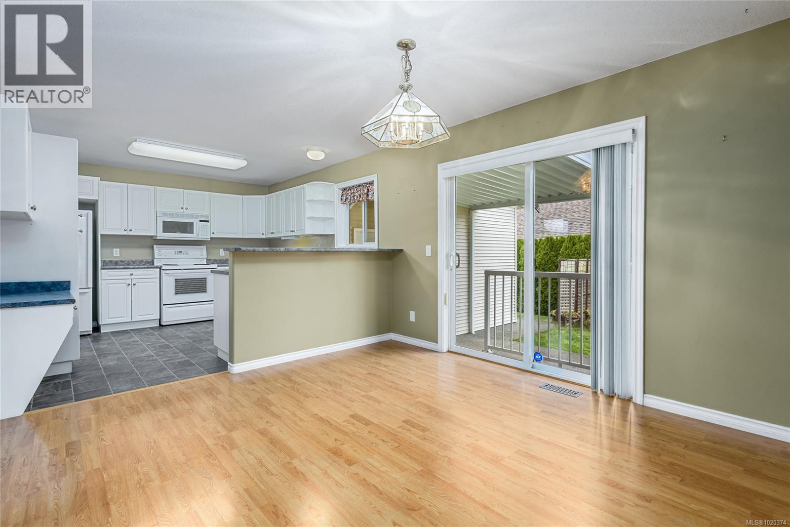 178 4714 Muir Rd, Courtenay, British Columbia  V9N 8Z6 - Photo 10 - 1020374