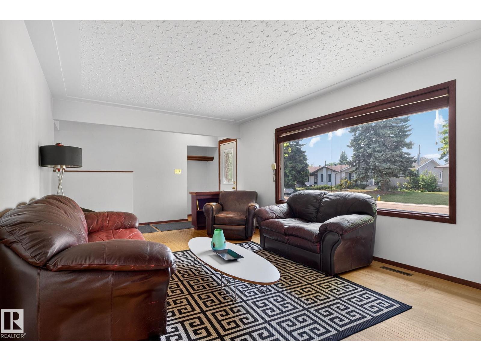 9603 52 St Nw, Edmonton, Alberta  T6B 1G8 - Photo 13 - E4465752